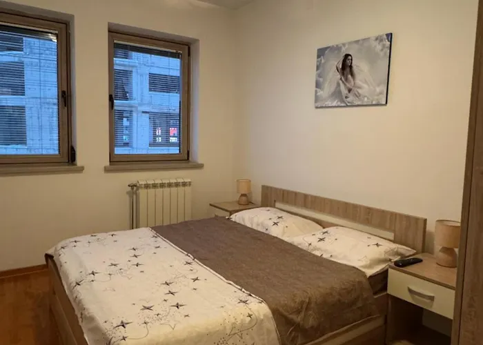 アパート Maki ズラティボール